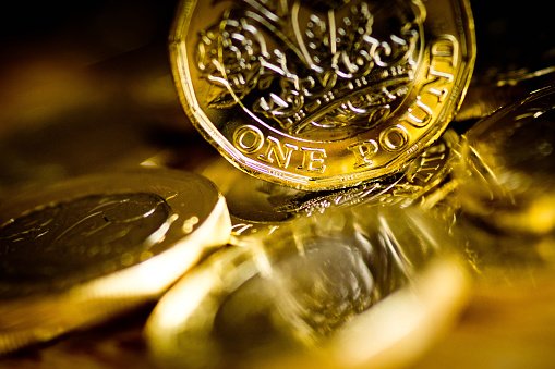 Sterling Wavers after UK CPI, Kiwi Leads